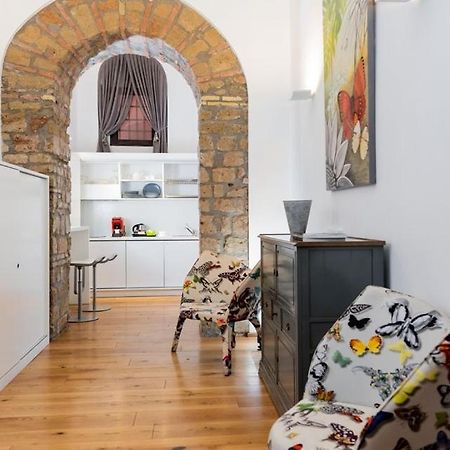 Апартаменты Colosseo Loft Con Jacuzzi Рим Экстерьер фото