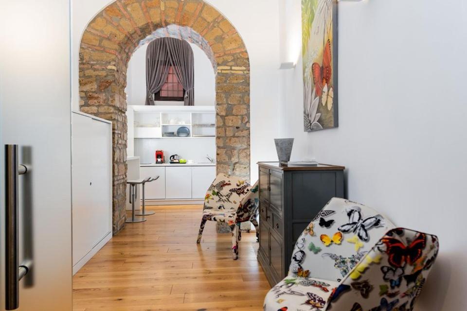 Апартаменты Colosseo Loft Con Jacuzzi Рим Экстерьер фото