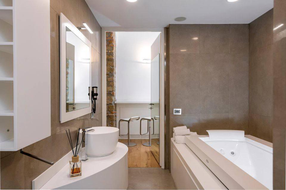 Апартаменты Colosseo Loft Con Jacuzzi Рим Экстерьер фото
